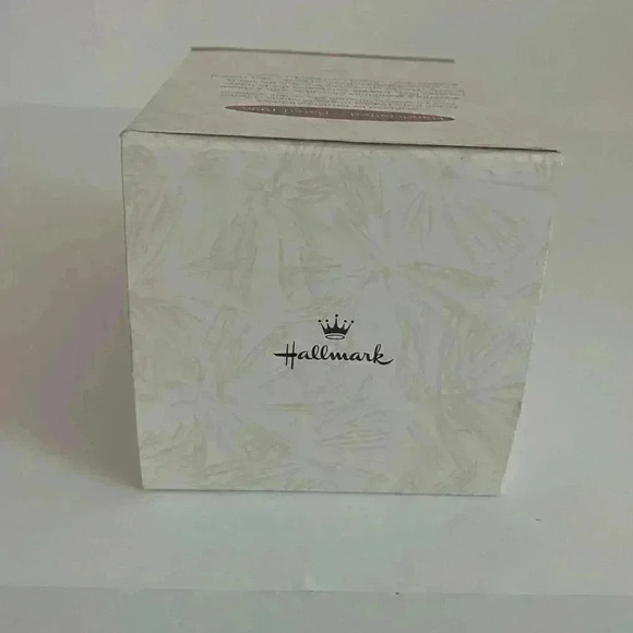 Hallmark Keepsake Ornament Holiday Barbie - Picture 5 of 13